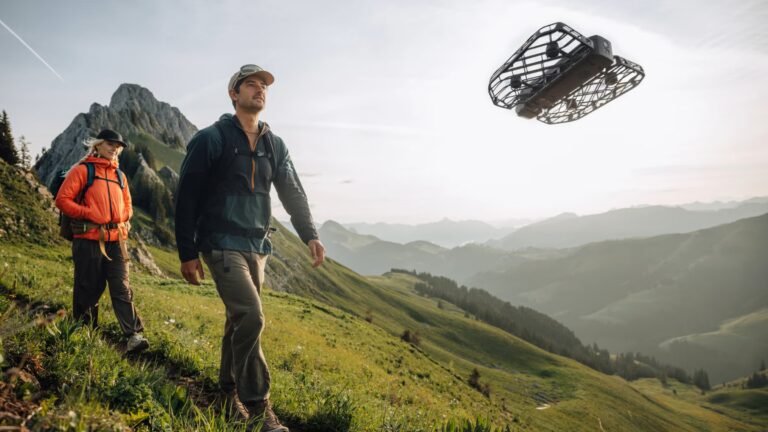 Meet the World’s First Self-Flying Camera