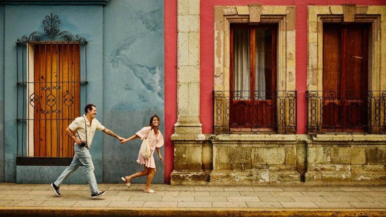 The No. 1 Thing That Keeps Love Alive In A Relationship, By A Psychologist