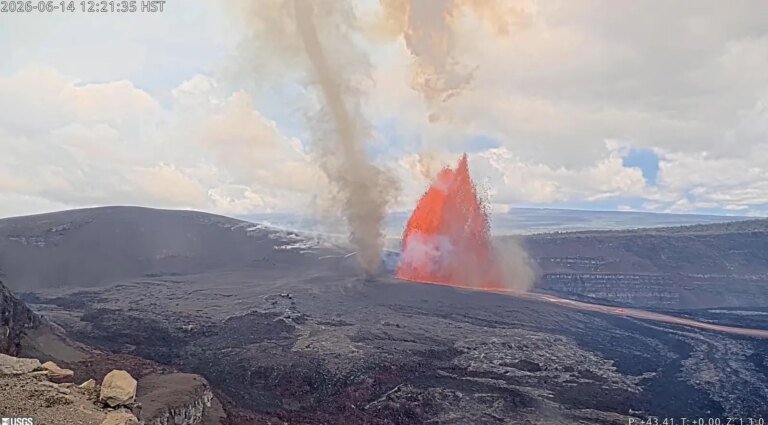 Ash Vortices On Mt. Kīlauea. Fascinating Puahiohio’ Explained