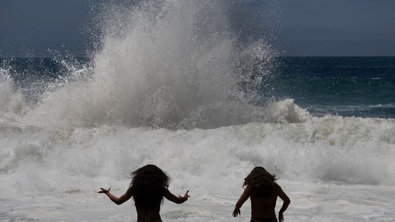 Ocean Rescuer Explains Deadly Mistakes Amid California 20-Foot Swell