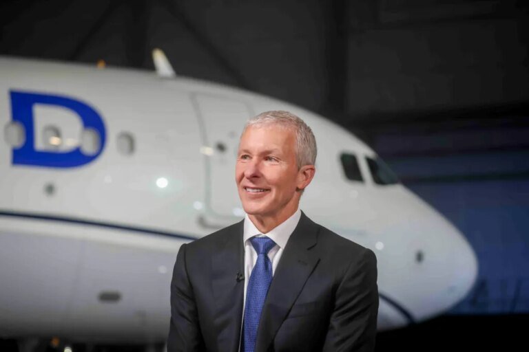 United CEO Bans Marathon Meetings, PowerPoint Presentations
