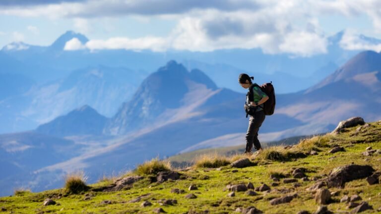 3 Exercises to Prevent Sore and Ankles Legs on Downhill Hikes